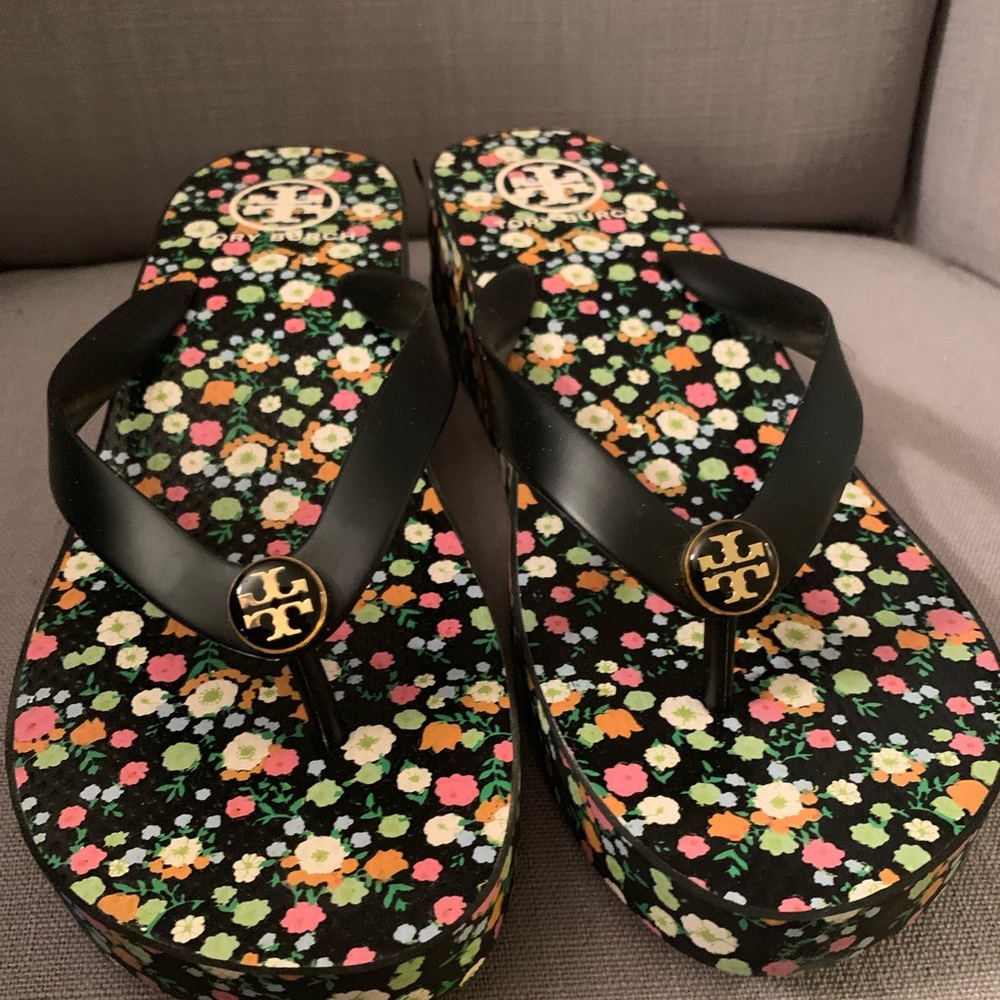 Tory Burch flip flops